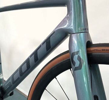 Gebrauchtes Scott Addict RC 15 2023 2023 Road & Gravel, Hellgrau — Bild 7 von 8