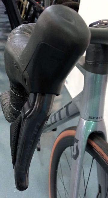 Gebrauchtes Scott Addict RC 15 2023 2023 Road & Gravel, Hellgrau — Bild 3 von 8
