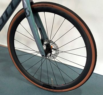 Gebrauchtes Scott Addict RC 15 2023 2023 Road & Gravel, Hellgrau — Bild 5 von 8
