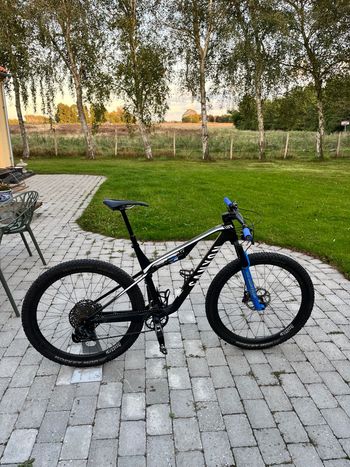 Used Canyon Lux CF 8 2021 2021 MTB