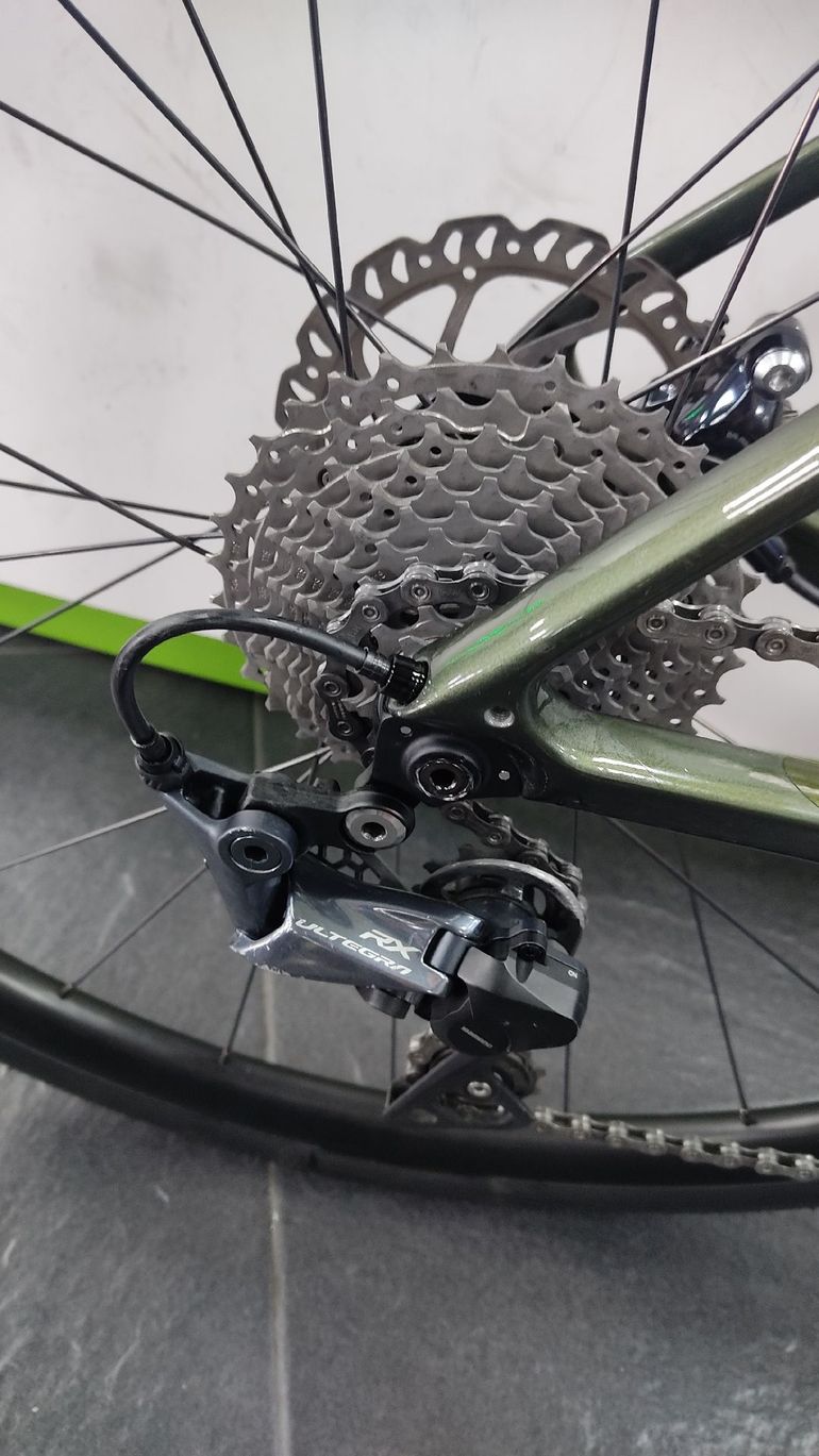 Used Giant Defy, Advanced 1 2021 2021 Road & Gravel, Green — image 3 of 6