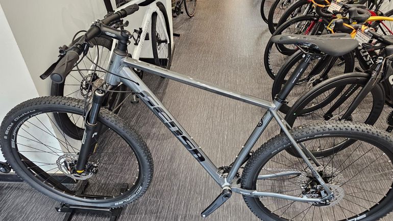 Used Sensa Livigno Evo Comp 2024 2024 Mountainbike, Light Gray, 29 — image 10 of 17