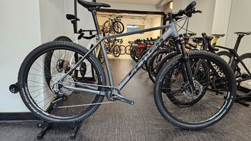 Used Sensa Livigno Evo Comp 2024 2024 Mountainbike, Light Gray, 29 — image 1 of 17