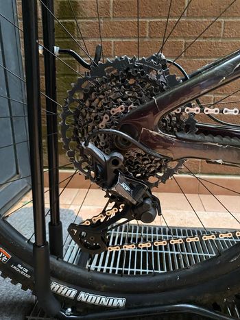 Used Giant Reign Shimano Deore XT 2021 Mountainbike, Black — image 4 of 11