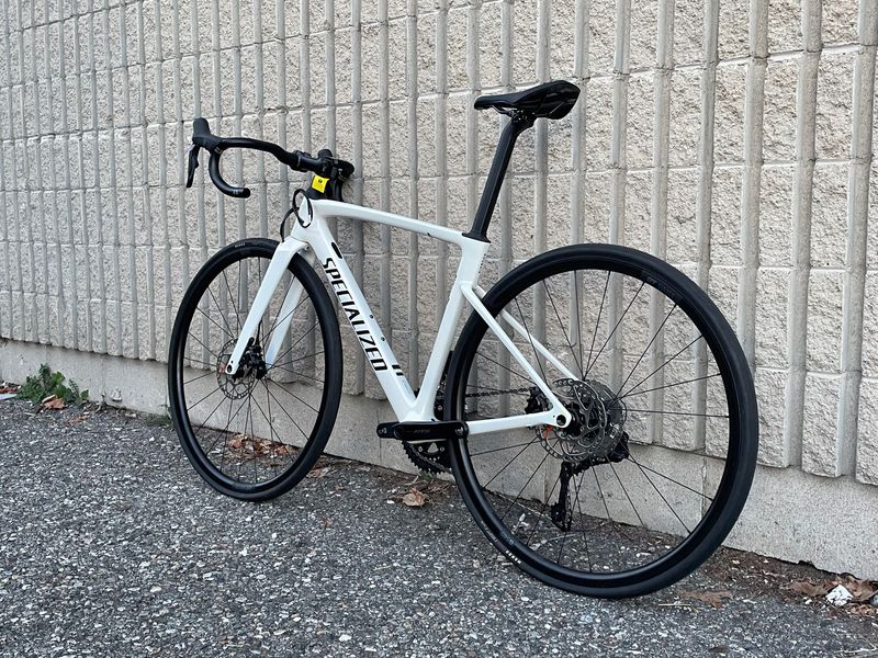 Käytetty Specialized Roubaix SL8 Comp 2024 2024 Road & Gravel — kuva 6 / 6