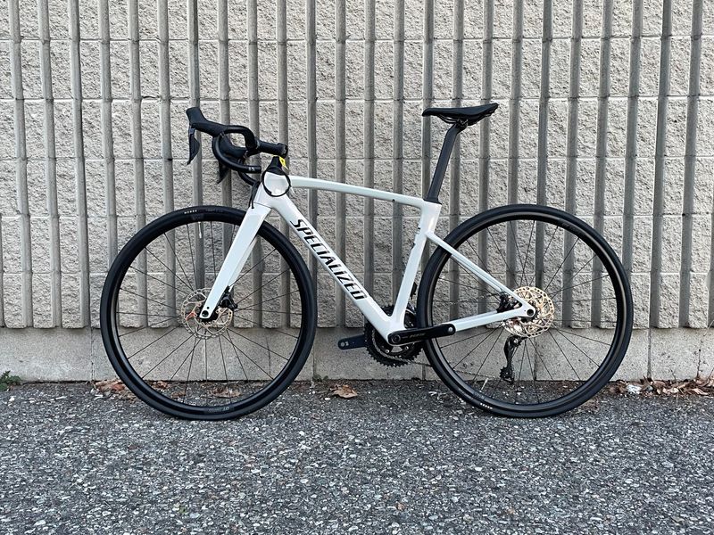 Käytetty Specialized Roubaix SL8 Comp 2024 2024 Road & Gravel — kuva 4 / 6