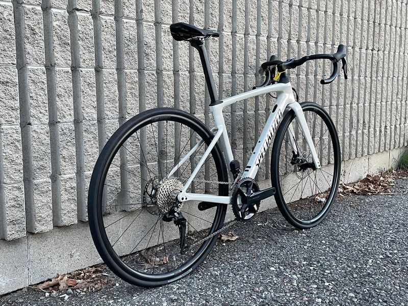 Käytetty Specialized Roubaix SL8 Comp 2024 2024 Road & Gravel — kuva 2 / 6