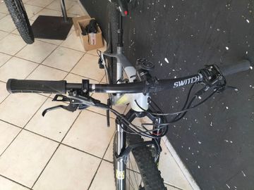 Used Orbea ALMA M50 2023 2023 Mountainbike, Light Gray, 29 — image 3 of 3