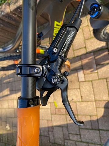 Used Santa Cruz Nomad 3 CC (Custom Made 2016) 2016 Mountainbike, Black — image 12 of 13