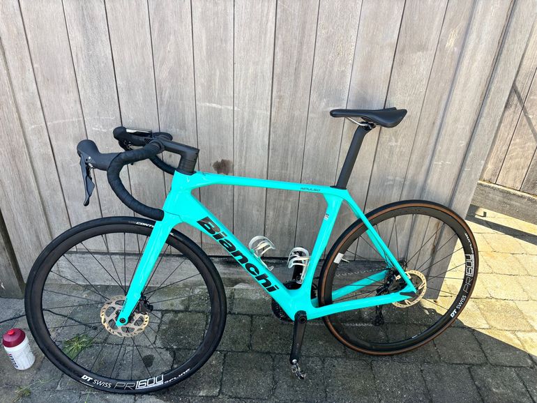 Used Bianchi Impulso COMP GRX 610 disc 2023 2023 Road & Gravel, Green — image 2 of 7
