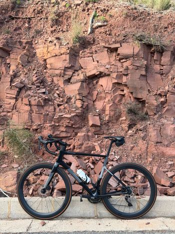 Cannondale SuperSix EVO Carbon Disc 105 2022 2022 Route & Gravel d'occasion