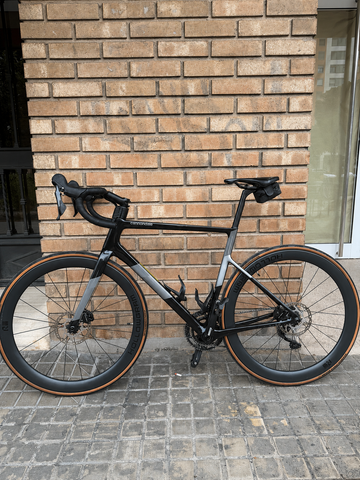 Gebrauchtes Cannondale SuperSix EVO Carbon Disc 105 2022 2022 Road & Gravel