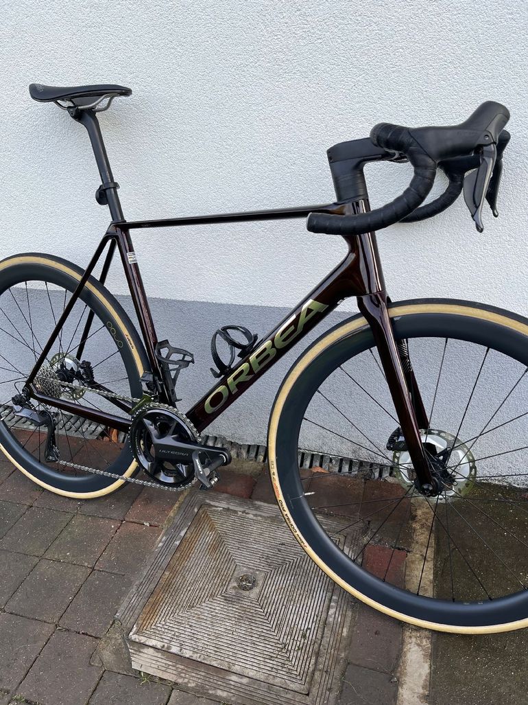 Used Orbea ORCA M20iLTD 2024 2024 Road & Gravel, Red — image 3 of 4