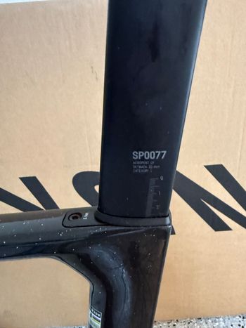 Used Canyon Aeroad CFR Di2 2025 Frameset 2025 Road & Gravel, Black — image 6 of 8
