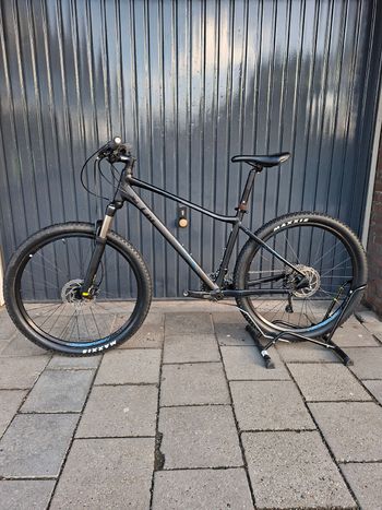 Used Liv Tempt 2015 Mountainbike, Black — image 2 of 10