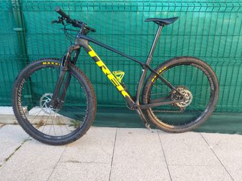 Used Trek Procaliber 9.6 2022 2022 Mountainbike, Black, 29 — image 8 of 10