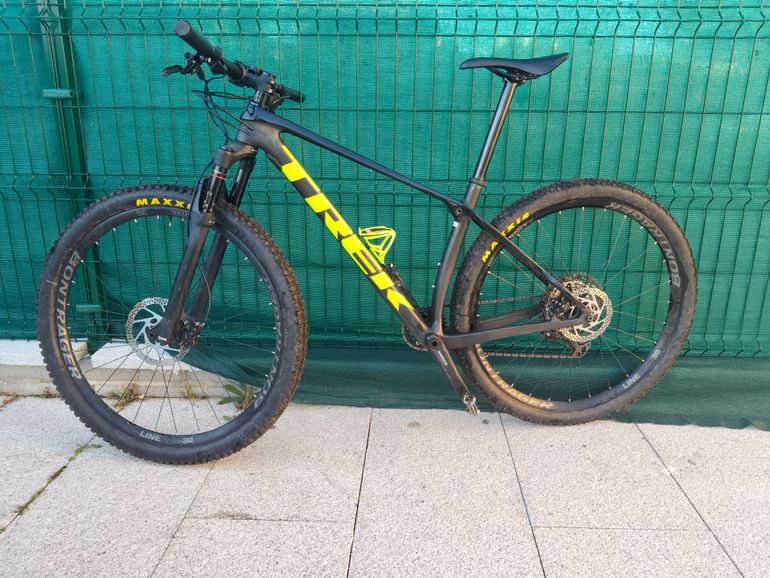 Used Trek Procaliber 9.6 2022 2022 Mountainbike, Black, 29 — image 8 of 10