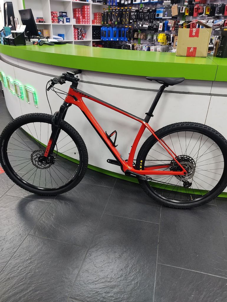 Used Scott Scale 940 2022 2022 Mountainbike, Red, 29 — image 2 of 6