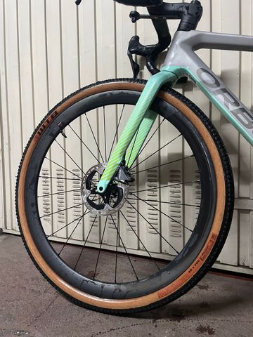 Used Orbea M30 Team 2023 2023 Road & Gravel, Light Gray — image 7 of 8