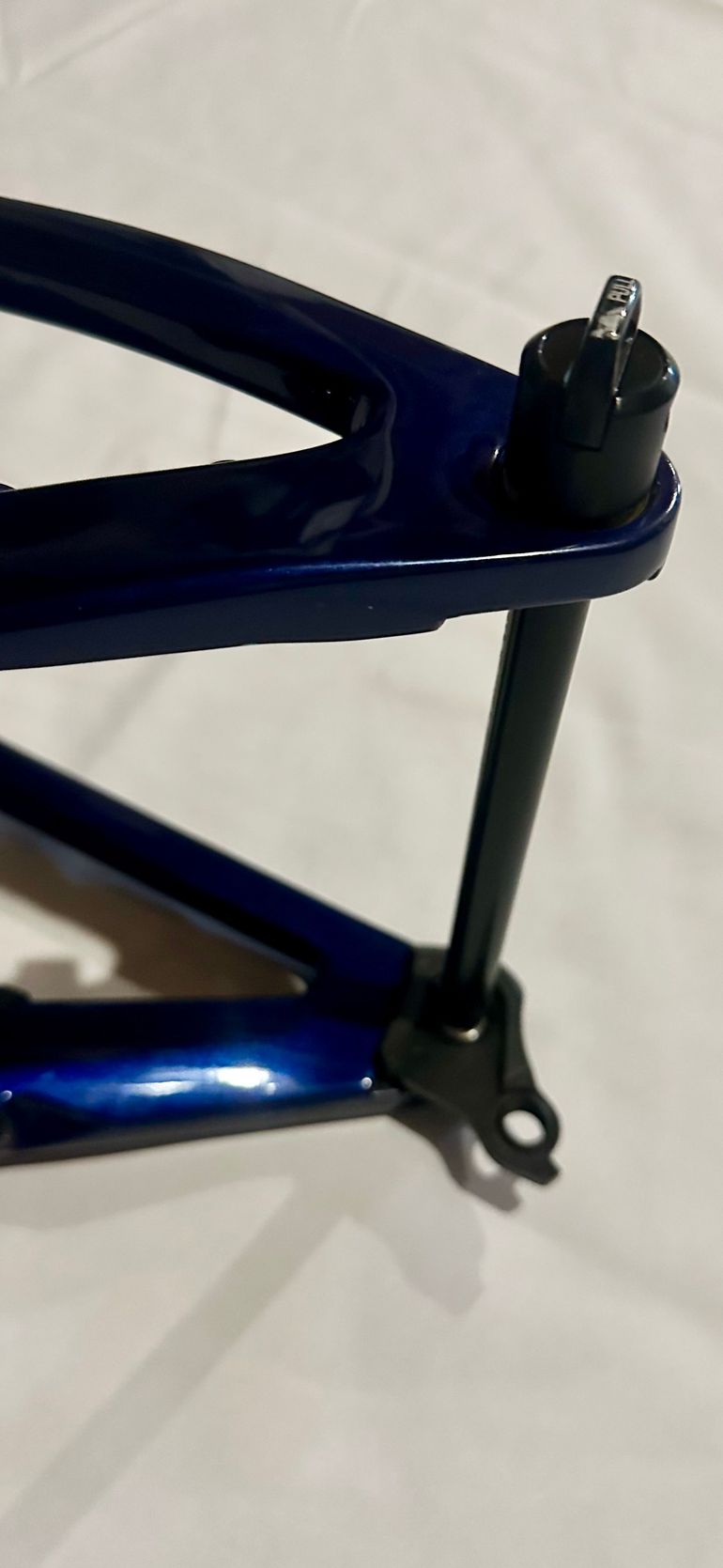 Used Canyon Lux World Cup CFR Team 2024 Frameset 2024 Mountainbike, White, 29 — image 4 of 14