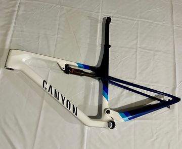 Used Canyon Lux World Cup CFR Team 2024 Frameset 2024 Mountainbike, White, 29 — image 2 of 14