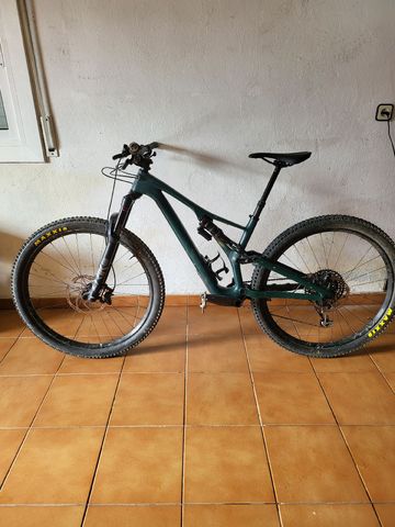 Used Specialized Stumpjumper Expert 2021 2021 Mountainbike, Green, 29 — image 2 of 5