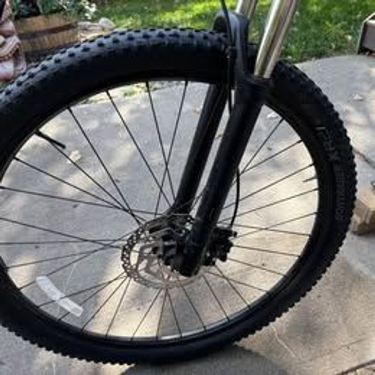 Used Trek X-Caliber 9 2018 2018 Mountainbike, Black, 27.5, 29 — image 3 of 8