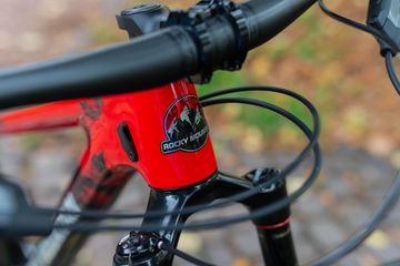 Used Rocky Mountain Vertex Carbon 90 2019 2019 Mountainbike, Red, 29, 27.5 — image 3 of 12