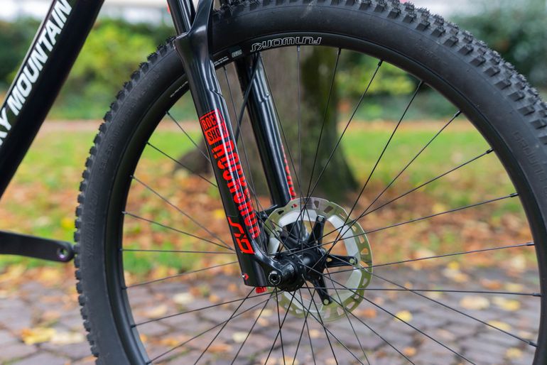 Used Rocky Mountain Vertex Carbon 90 2019 2019 Mountainbike, Red, 29, 27.5 — image 7 of 12