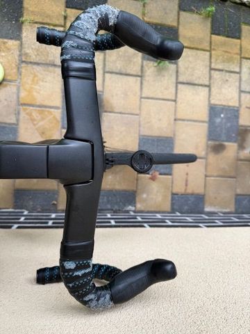 Used Trek Madone SLR 9 2019 Road & Gravel, Black — image 6 of 13