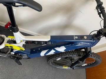 Used Husqvarna Mountain Cross MC2 E-MTB 2023 Mountainbike, Blue — image 5 of 11