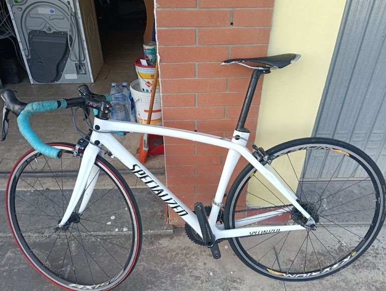 Used Specialized Tarmac 2016 Road & Gravel, White — image 4 of 5