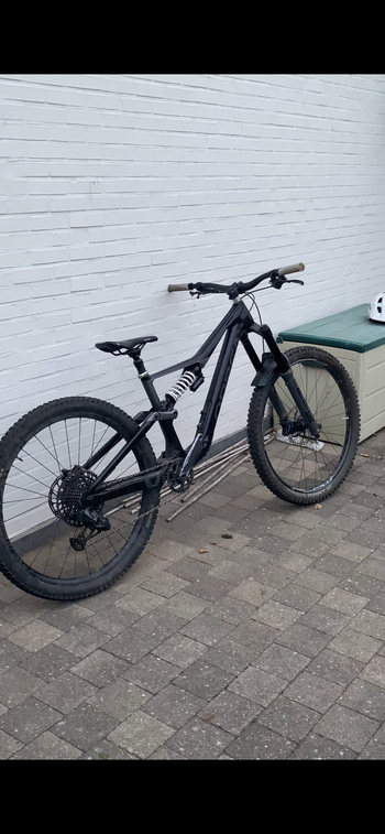 Used Orbea Rallon 2024 Mountainbike, Black — image 4 of 7