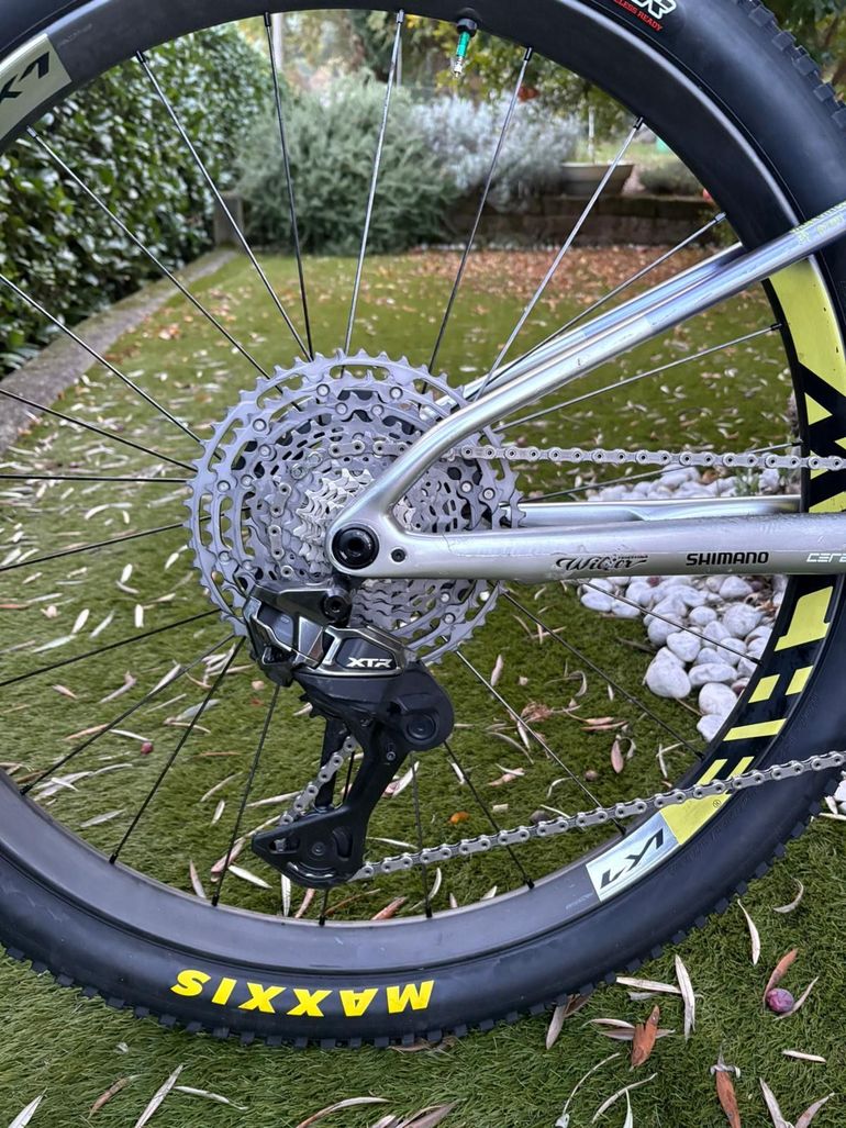 Used Wilier URTA MAX Shimano XTR Di2 2025 Mountainbike, Black — image 3 of 7