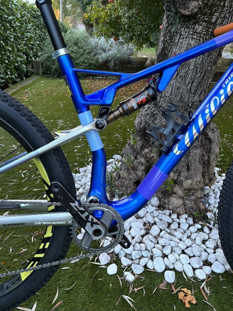 Used Wilier URTA MAX Shimano XTR Di2 2025 Mountainbike, Black — image 2 of 7