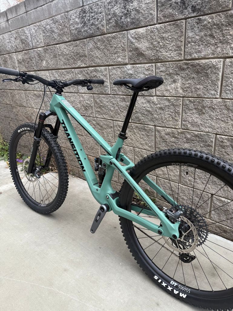 Used Transition Smuggler Carbon GX AXS 2024 2024 Mountainbike, Green, 29 — image 3 of 8