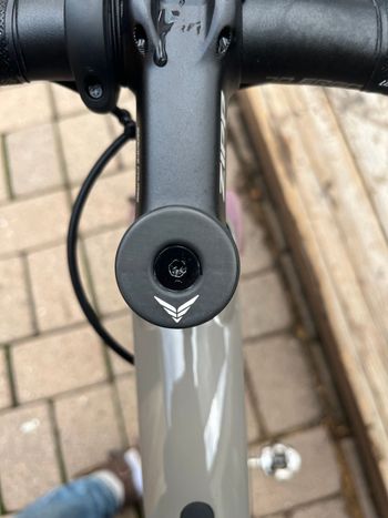 Used Felt Breed Carbon 2025 Road & Gravel, Light Gray — image 10 of 11