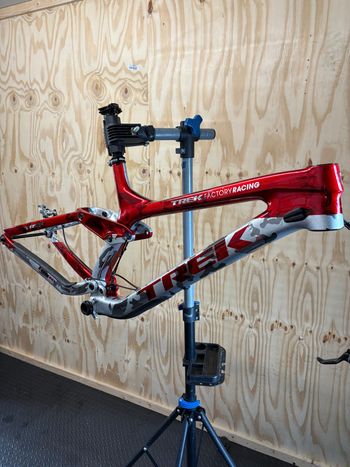 Used Trek Session 9.9 DH 27.5 Race Shop Limited 2018 Frameset 2018 MTB