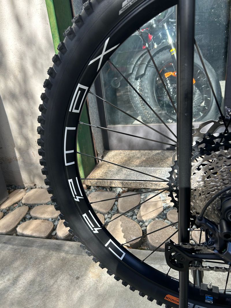 Used Whistle B-Rush C12.5 2026 Mountainbike, Black — image 5 of 12