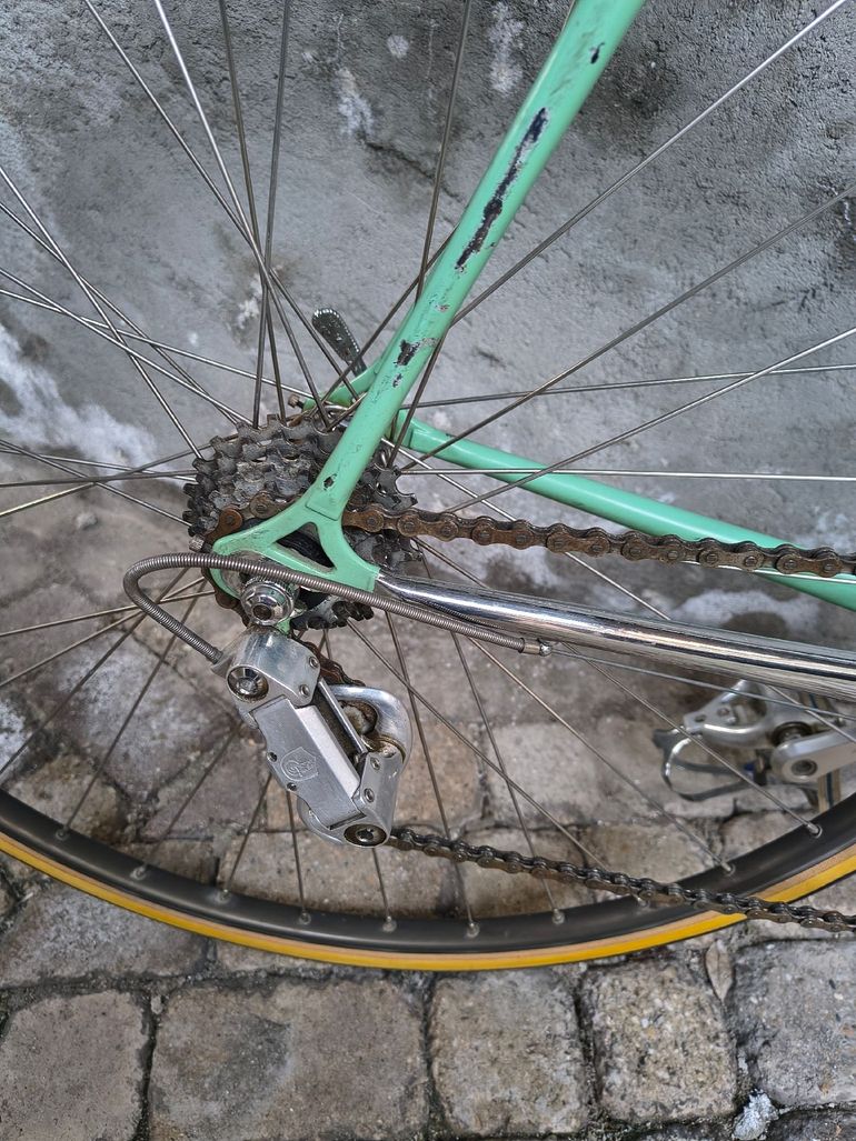 Used Bianchi Rekord 916 1985 Road & Gravel, Green — image 8 of 21
