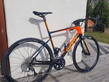 Used Giant Defy Advanced SL 1 2017 2017 Road & Gravel