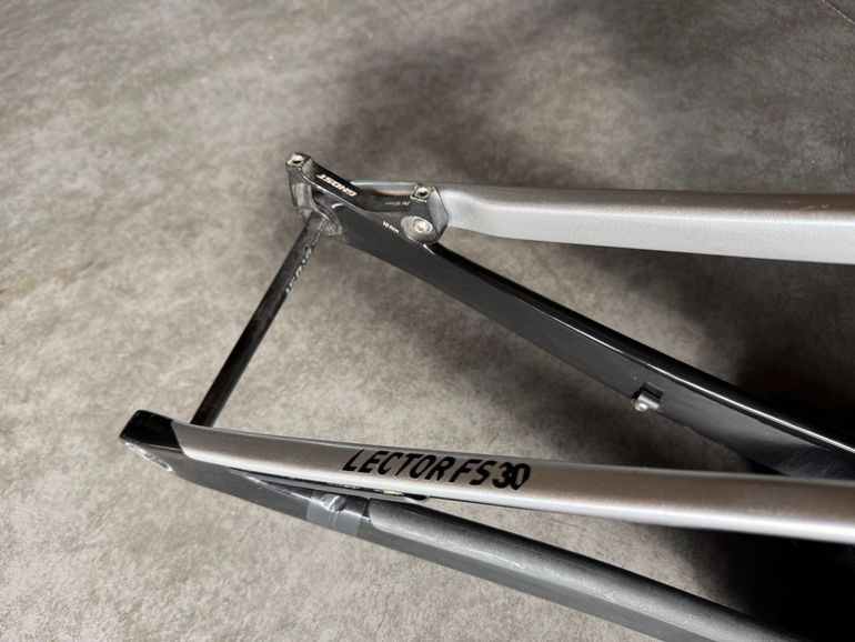 Used Ghost Lector FS World Cup 30 2024 Frameset 2024 Mountainbike, Light Gray, 29 — image 7 of 12