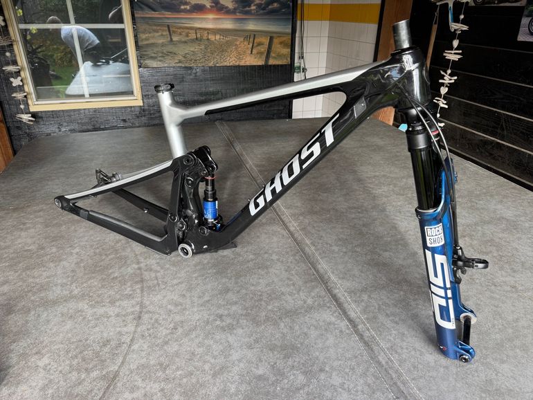 Used Ghost Lector FS World Cup 30 2024 Frameset 2024 Mountainbike, Light Gray, 29 — image 2 of 12