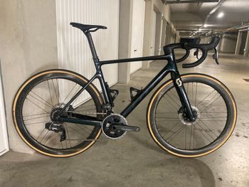 Used Scott ADDICT 20 2021 Road & Gravel