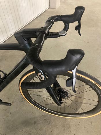 Used Scott ADDICT 20 2021 Road & Gravel, Green — image 5 of 5