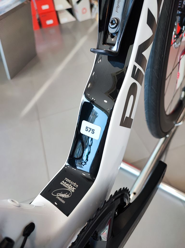 Used Pinarello Dogma F 2026 Road & Gravel, White — image 5 of 8
