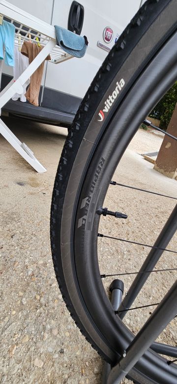 Used Colnago G4X 2025 Road & Gravel, Orange — image 3 of 6