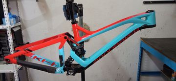 Used Mondraker Summum Carbon Pro Team 2019 Frameset 2019 Mountainbike, Blue, 27.5 — image 12 of 12