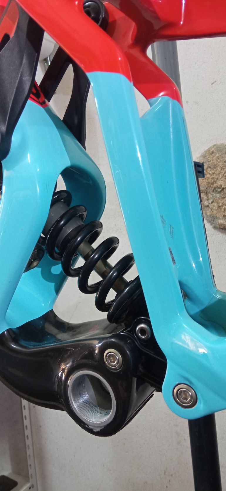 Used Mondraker Summum Carbon Pro Team 2019 Frameset 2019 Mountainbike, Blue, 27.5 — image 9 of 12