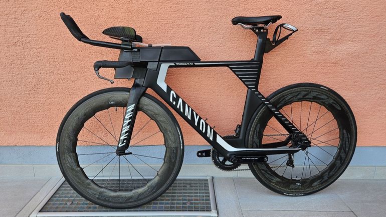 Used Canyon Speedmax CF SLX 9.0 LTD 2019 2019 Road & Gravel, Black — image 2 of 15